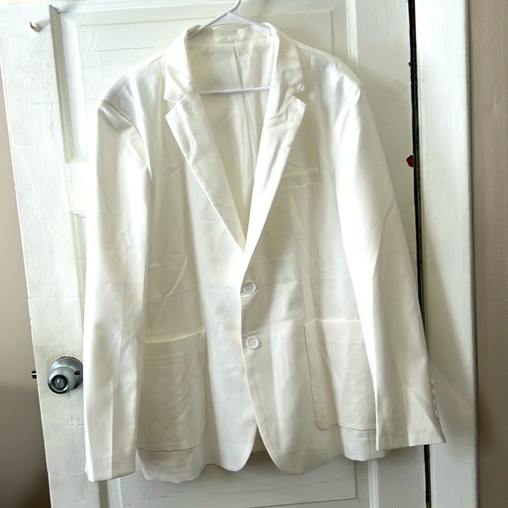 Brand new never worn white men’s formal jacket